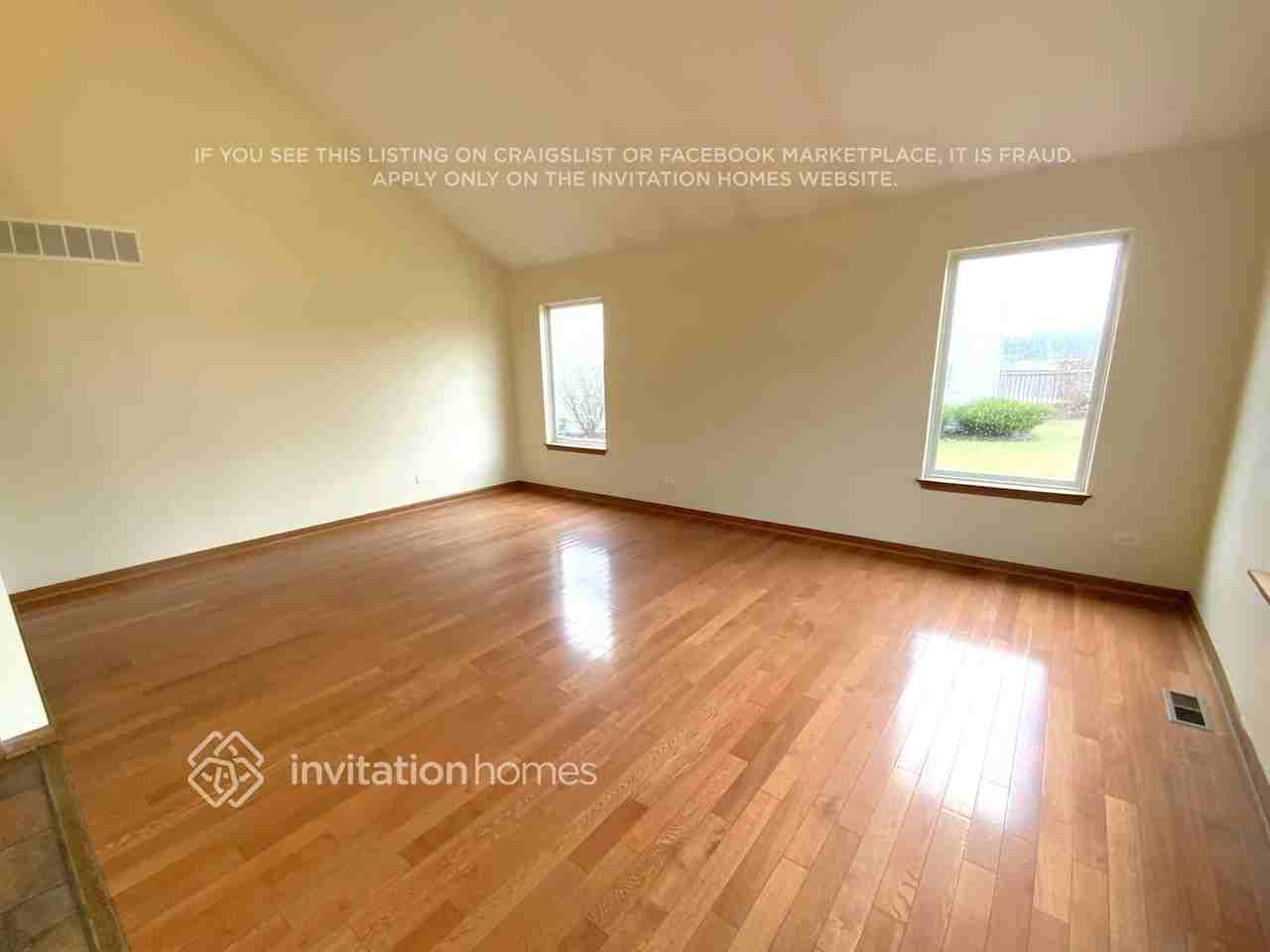 153 Wedgeport Ct - Photo 3 of 17