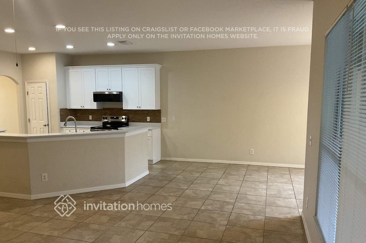 2548 Sand Hill Point Cir - Photo 5 of 16