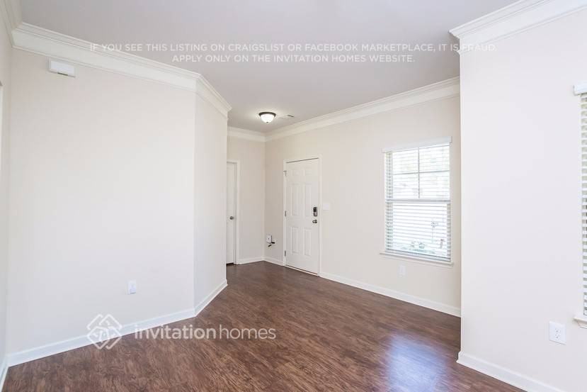 438 Forrest Hills Dr - Photo 2 of 23