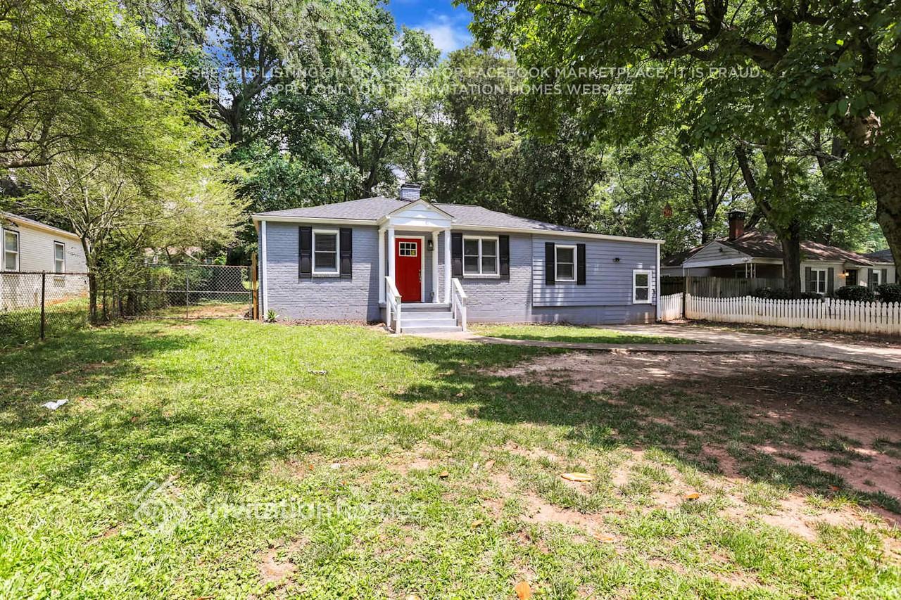 1836 Flat Shoals Rd Se - Photo 5 of 30