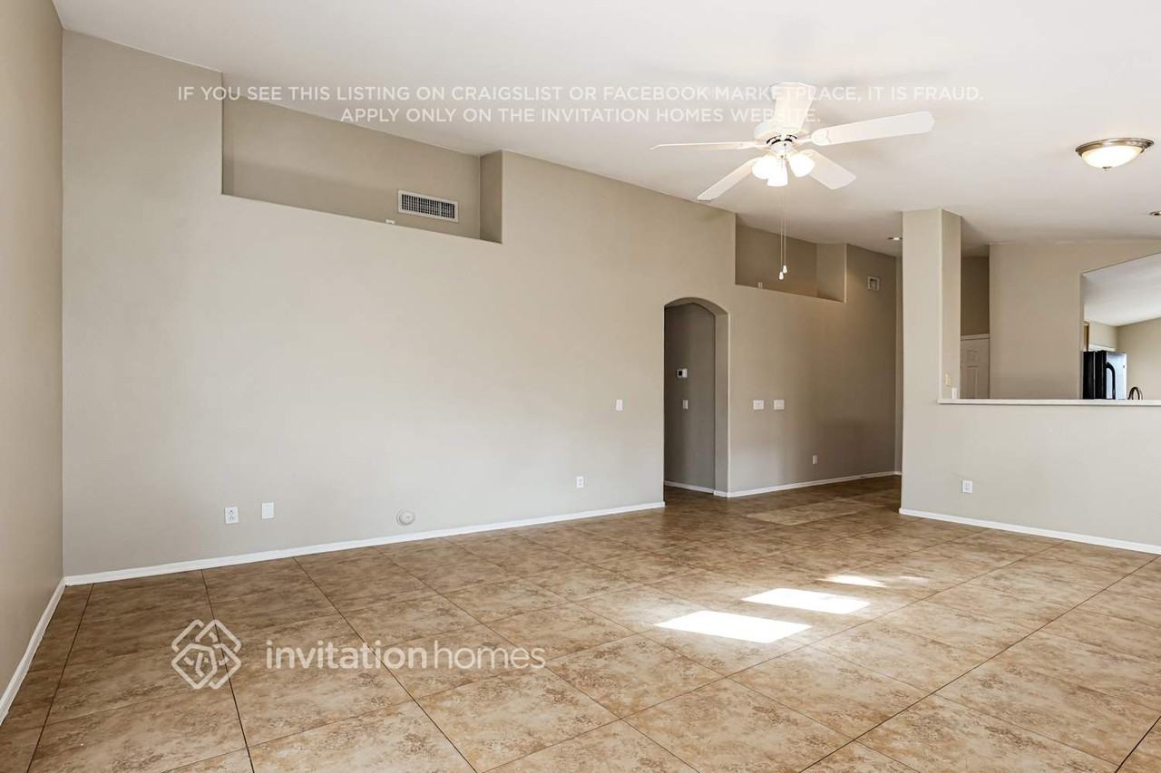 1710 E Palo Blanco Way - Photo 4 of 17