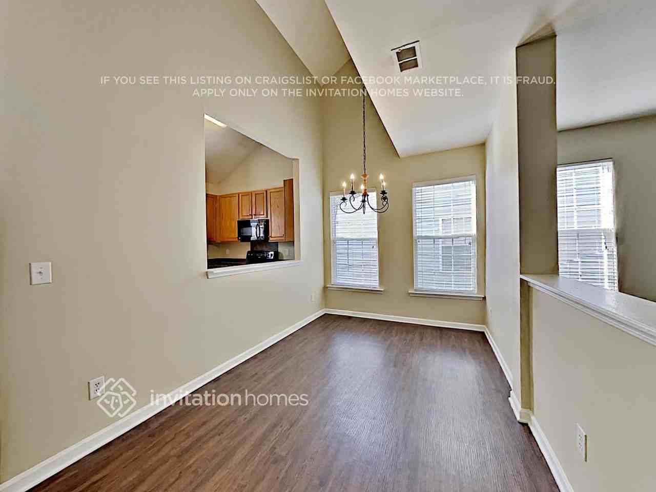 5107 Abercromby St - Photo 7 of 22