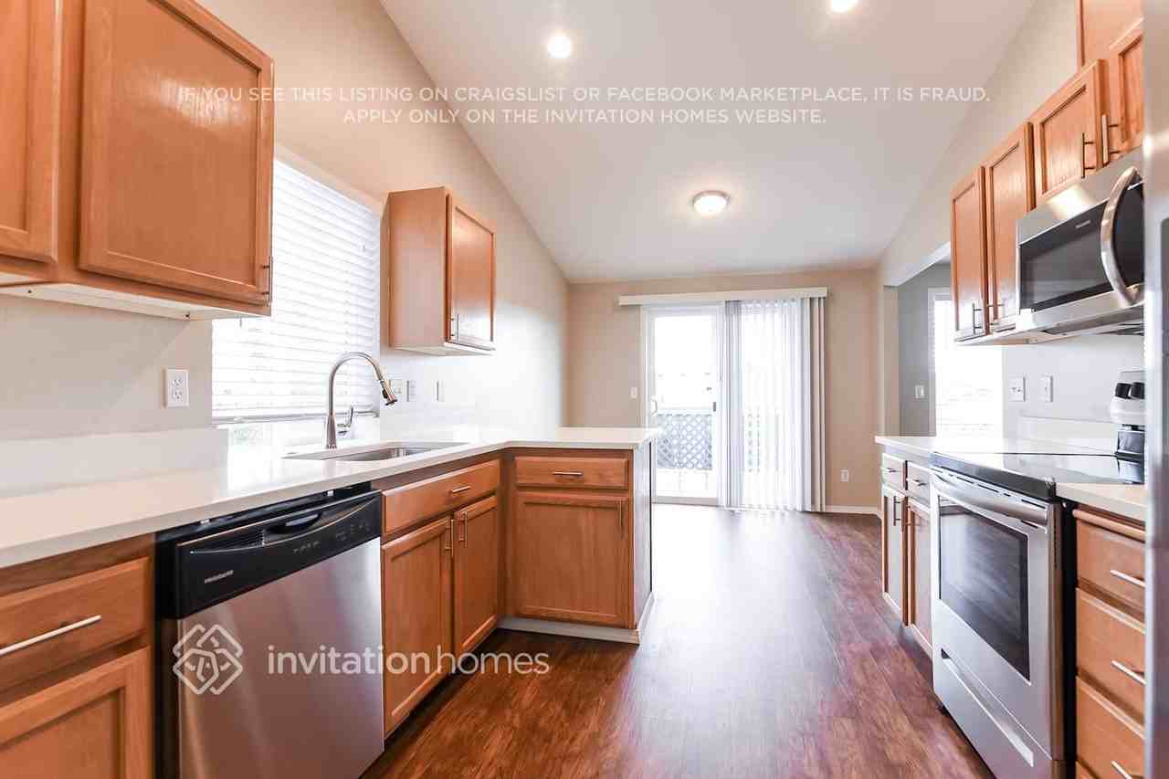 8108 202nd Street Ct E - Photo 7 of 18