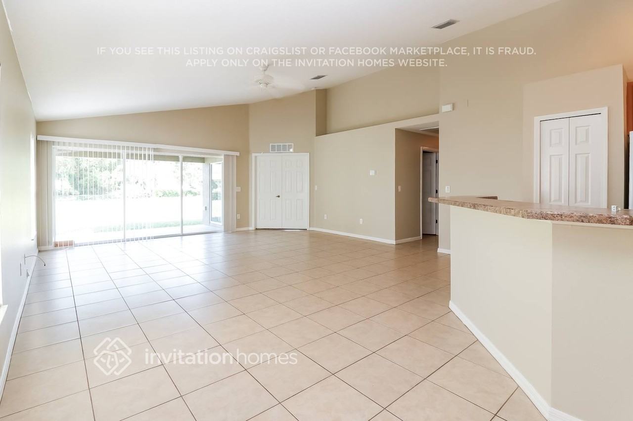 6647 Cambridge Park Dr - Photo 3 of 21