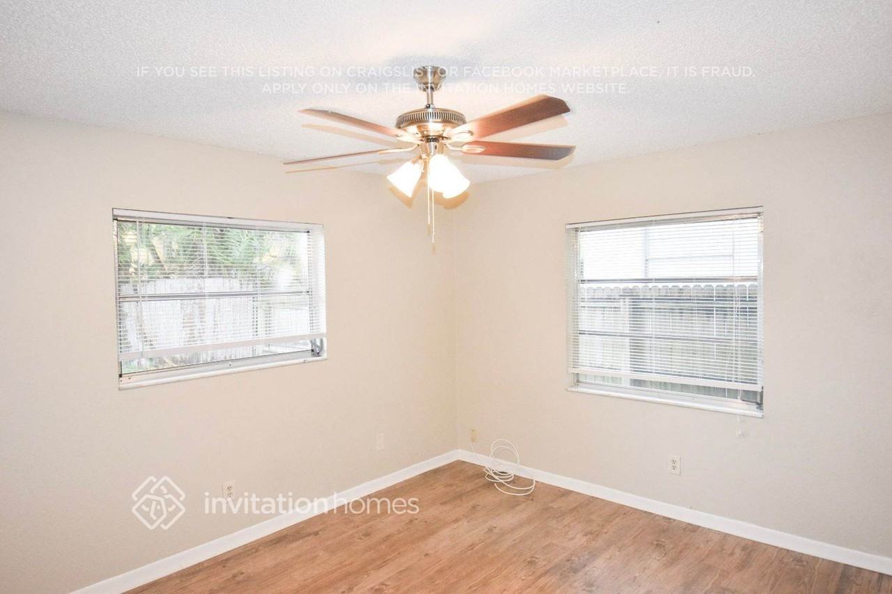 1030 Oakwood Dr - Photo 7 of 13