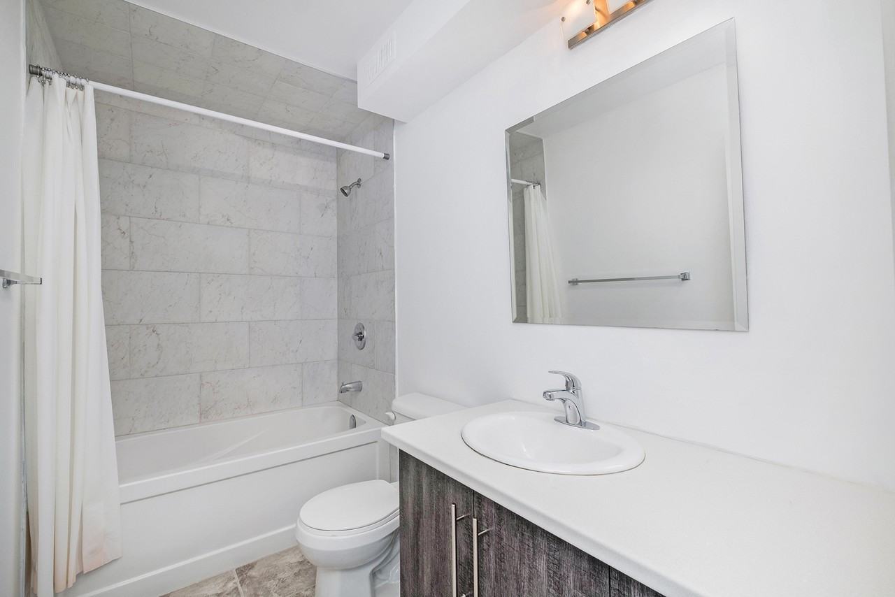 368 Tillbury Ave - Photo 6 of 10