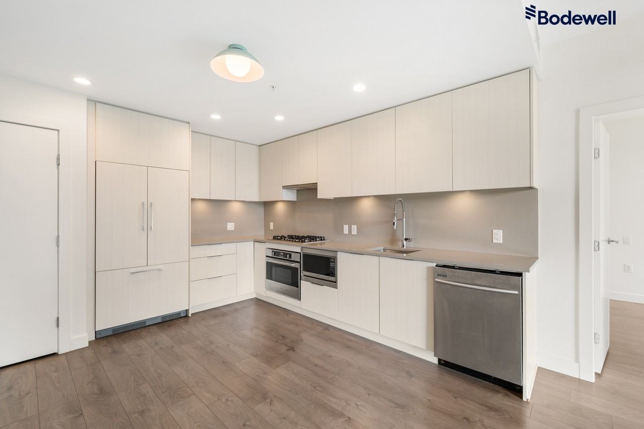 Juneau - Photo 3 of 15