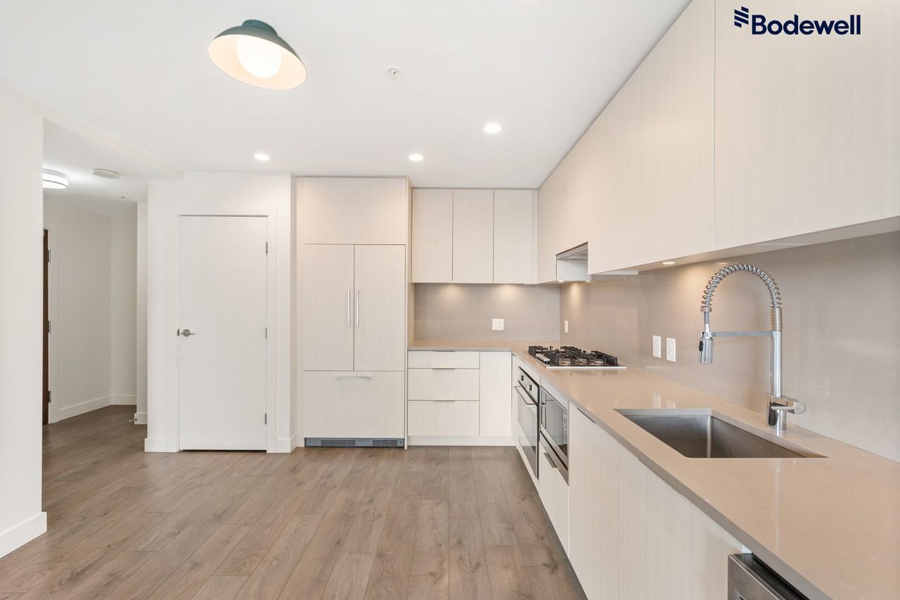 Juneau - Photo 4 of 15