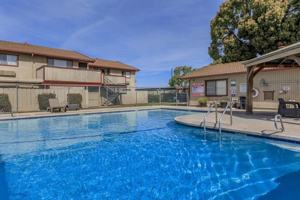 featured image of 3270 Meadows Ave