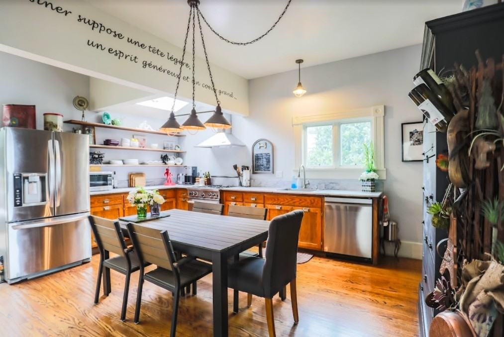 Surrey St - Photo 2 of 22