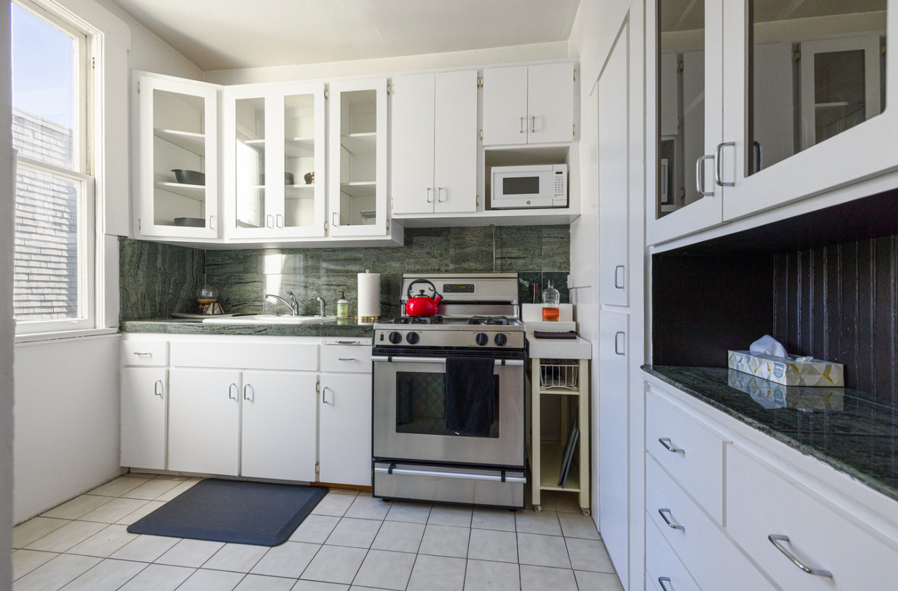 Pine St #44 - Photo 7 of 15