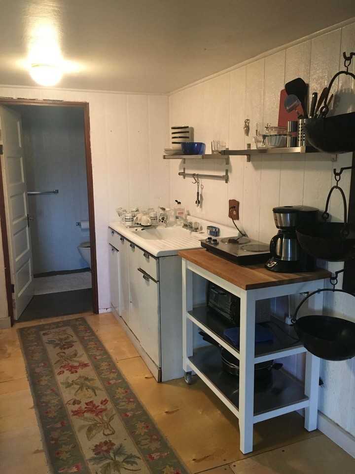 Holladay Ave - Photo 5 of 9