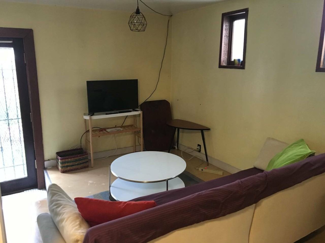 Holladay Ave - Photo 7 of 9