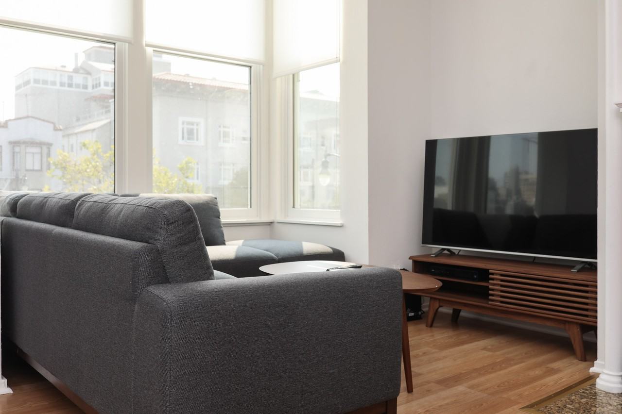 Van Ness Ave #7 - Photo 5 of 10