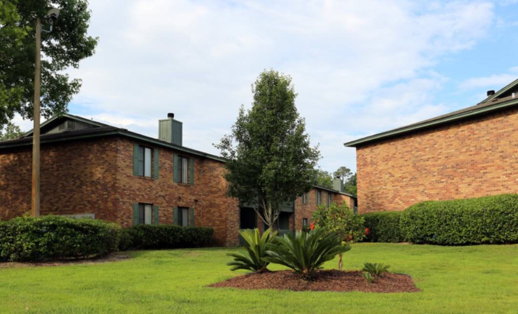 Sandalwood Apartments - Photo 4 of 6