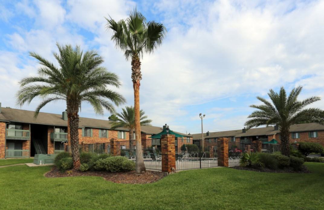 Sandalwood Apartments - Photo 5 of 6