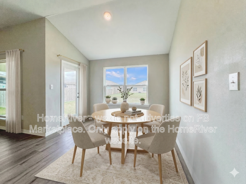 1182 Hayward Loop - Photo 3 of 27