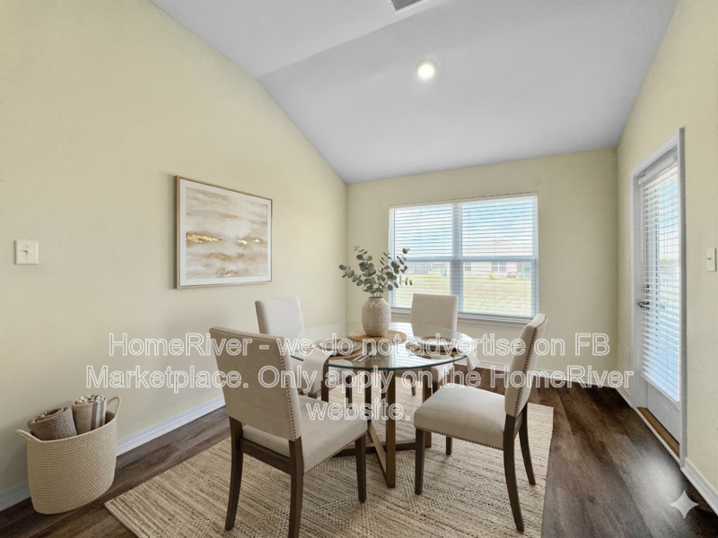 1170 Hayward Loop - Photo 5 of 30
