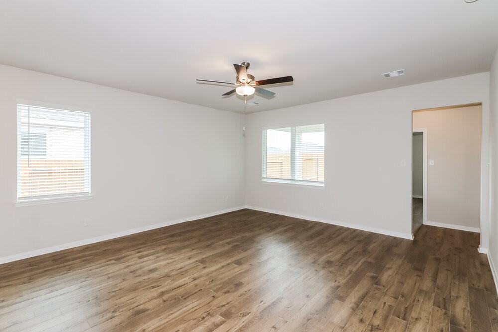 7518 Tipton Meadow Way - Photo 3 of 16