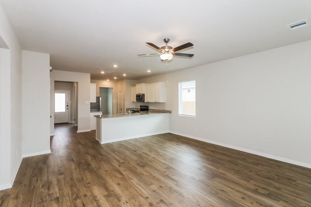 7518 Tipton Meadow Way - Photo 5 of 16