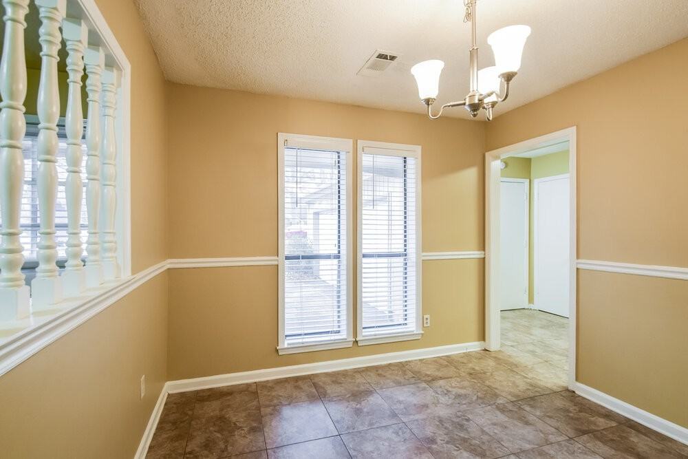 2176 Woodfield Park Rd - Photo 6 of 16