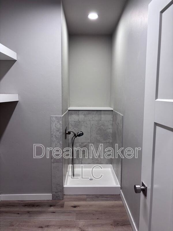 3035 Se 34th St - Photo 7 of 21