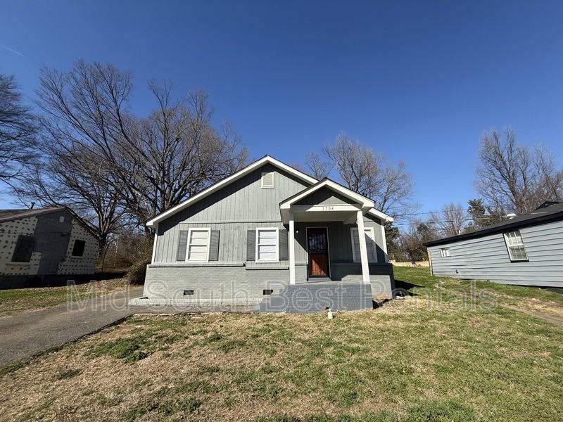 1704 Cleoford Ave - Photo 2 of 16