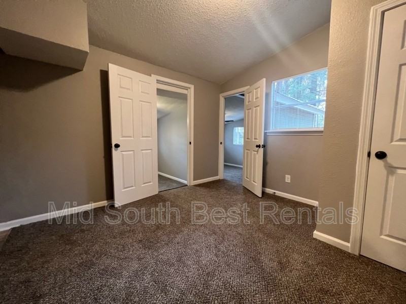 1854 Portland Ave - Photo 7 of 8