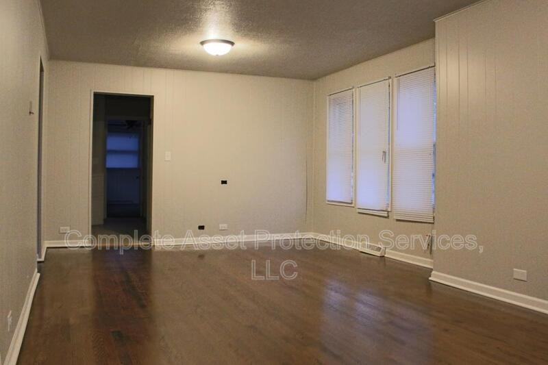 2649 162nd Pl - Photo 2 of 13