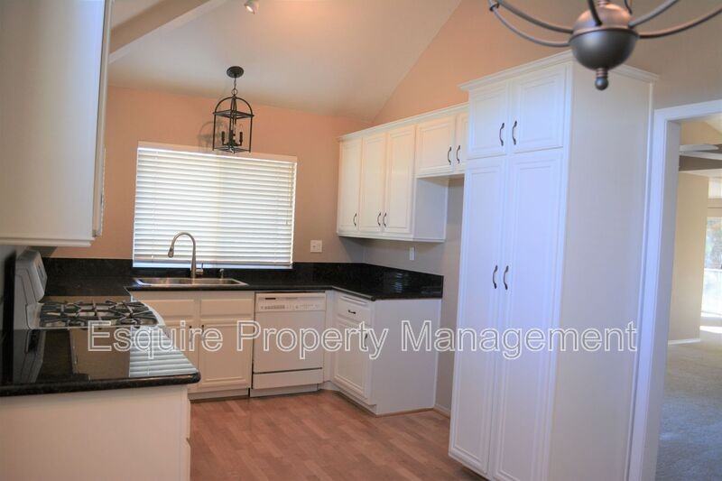 468 Shelburne Ln #C - Photo 5 of 14