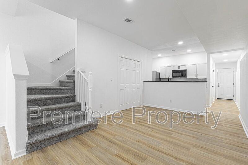 17326 E Susquehanna Dr - Photo 6 of 16