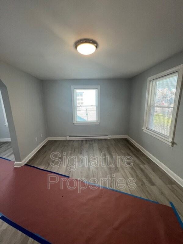 1108 Sumpter St - Photo 6 of 23