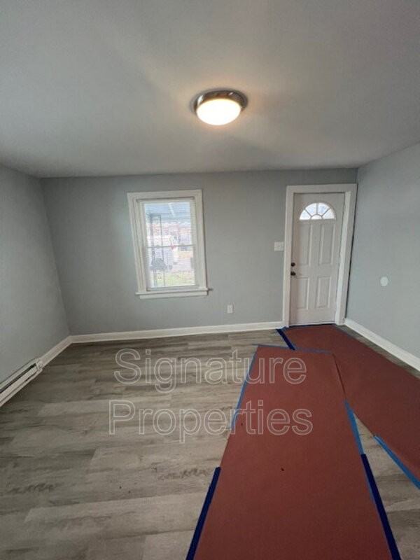 1108 Sumpter St - Photo 7 of 23