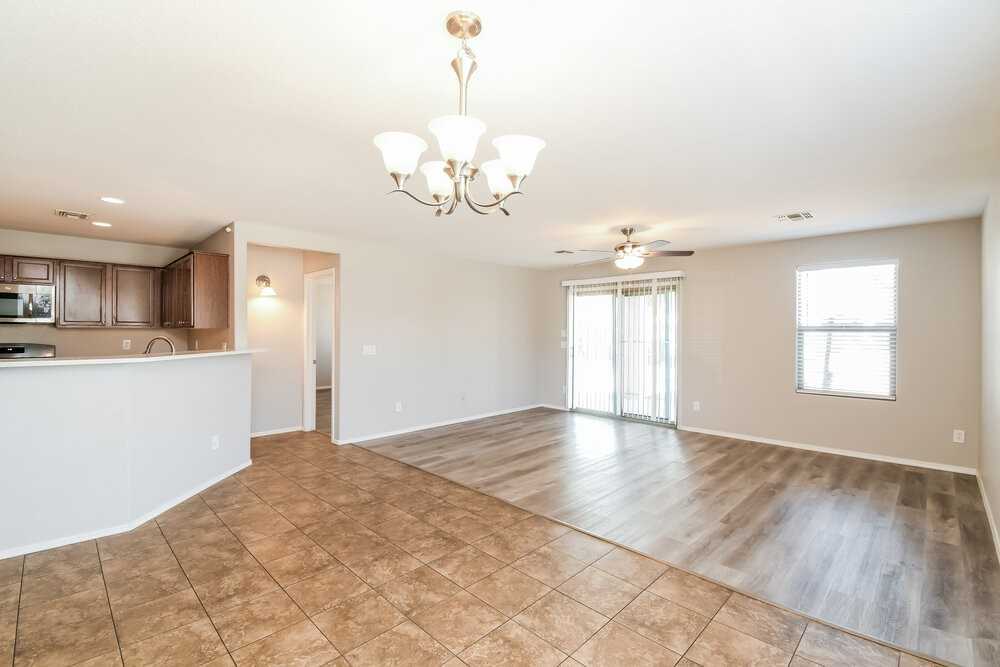 1126 E Daniella Dr - Photo 6 of 19