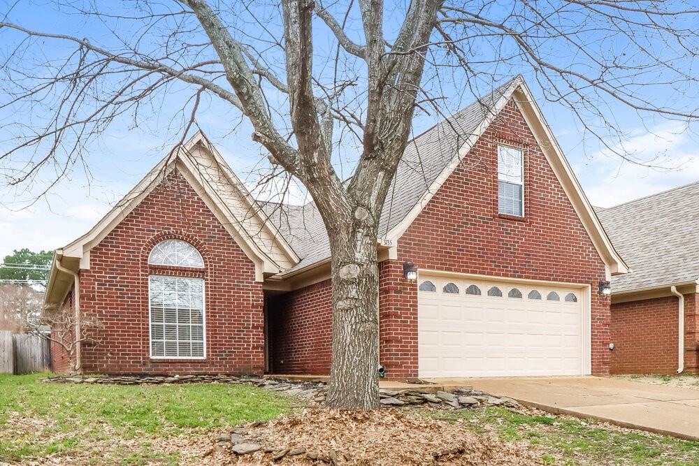 3135 Quartz Dr - Photo 4 of 17