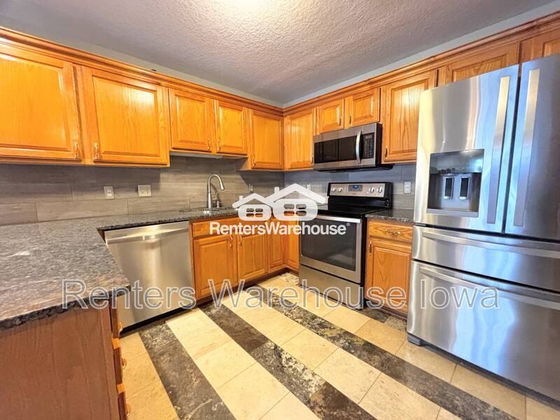 10151 Sutton Dr #8 - Photo 7 of 12