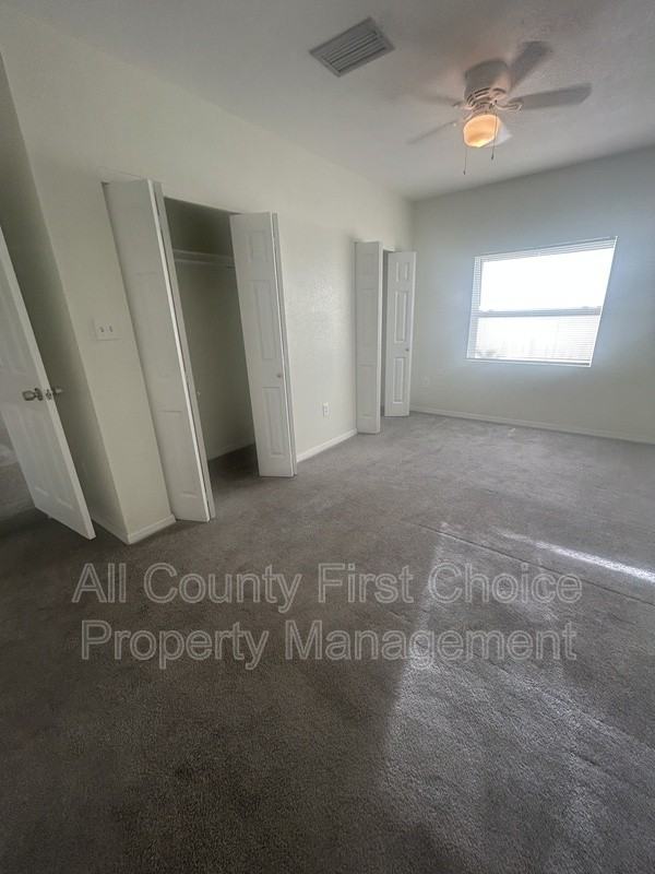 3001 68th St N - Photo 3 of 13