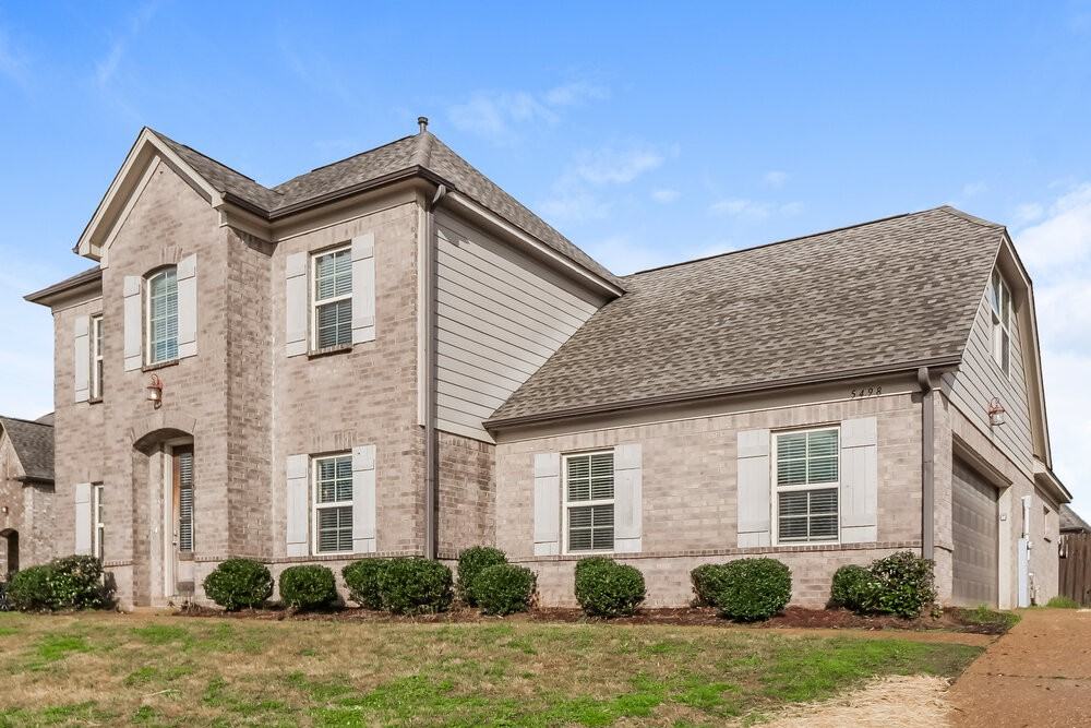 5498 Riverstone Dr - Photo 4 of 17