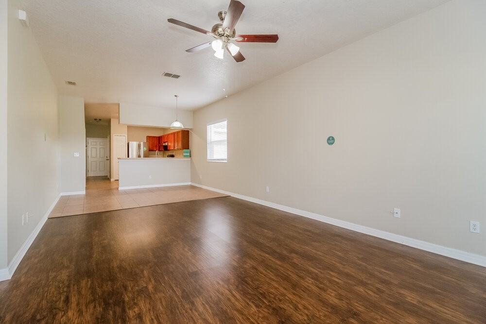 119 Parker Cove Ct - Photo 3 of 15