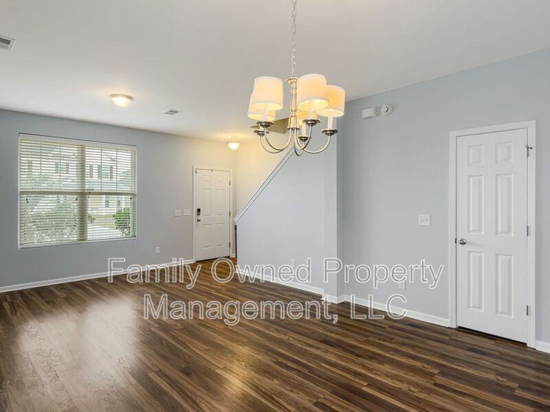 159 Meadow Wood Rd - Photo 4 of 41