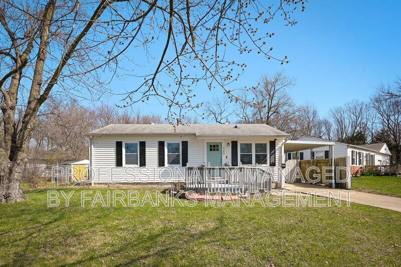 1200 E 136th St - Photo 3 of 18