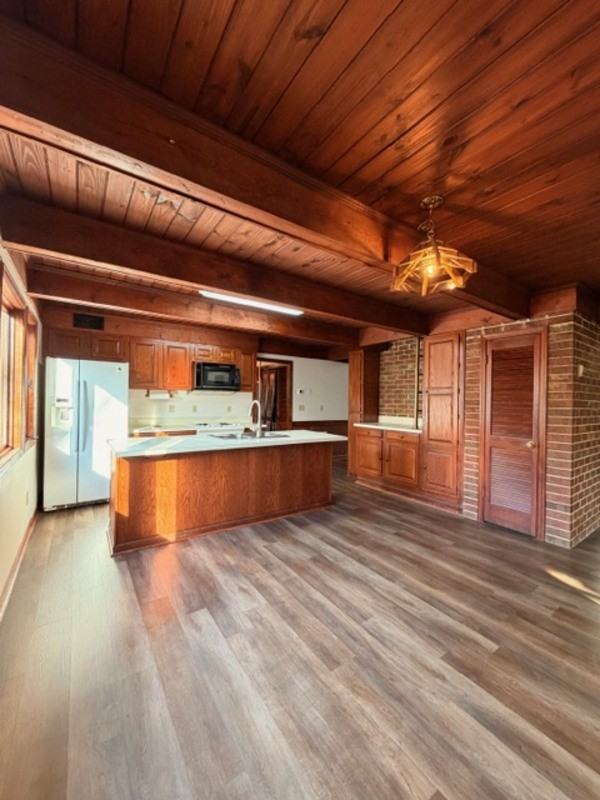 250 Running Deer Rd - Photo 7 of 40