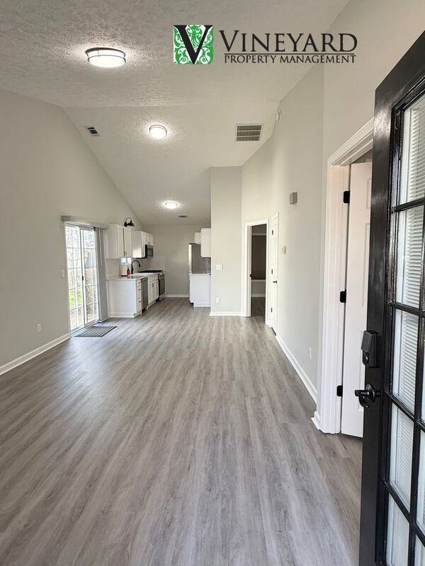 1095 Britley Park Ln - Photo 4 of 22