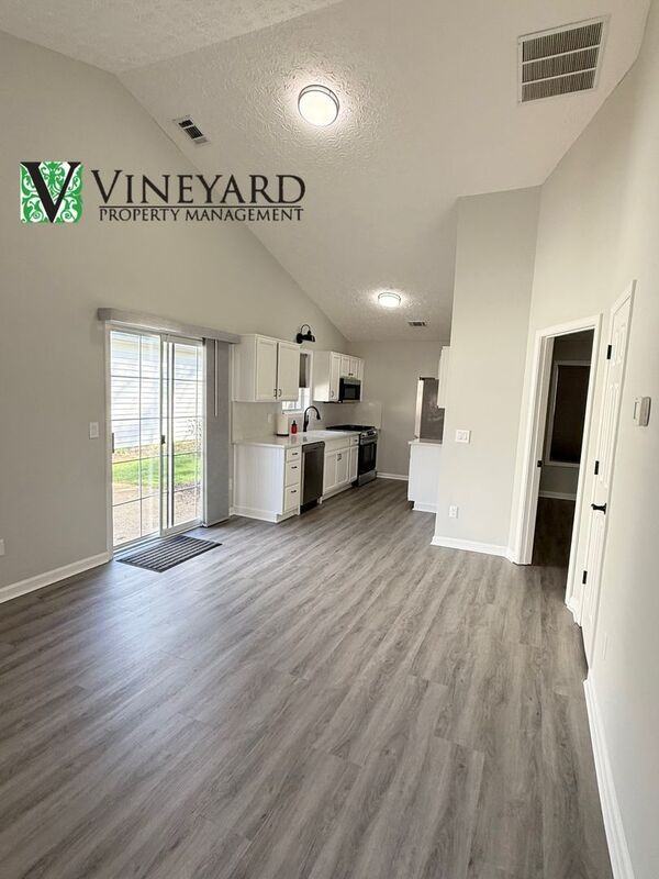 1095 Britley Park Ln - Photo 5 of 22