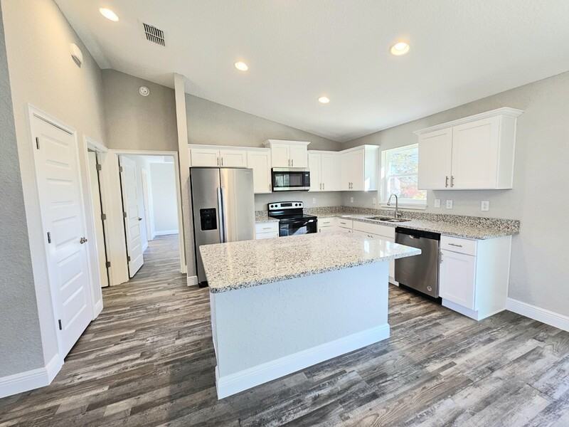 5 Spring Pl - Photo 3 of 12