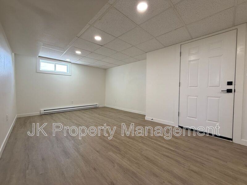 2006 6th St Ne #B - Photo 6 of 13