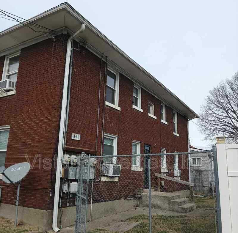 451 Louis Coleman Jr Dr #1 - Photo 3 of 18