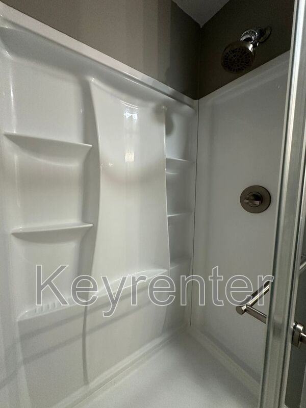 138 Arkansas Ave - Photo 6 of 32