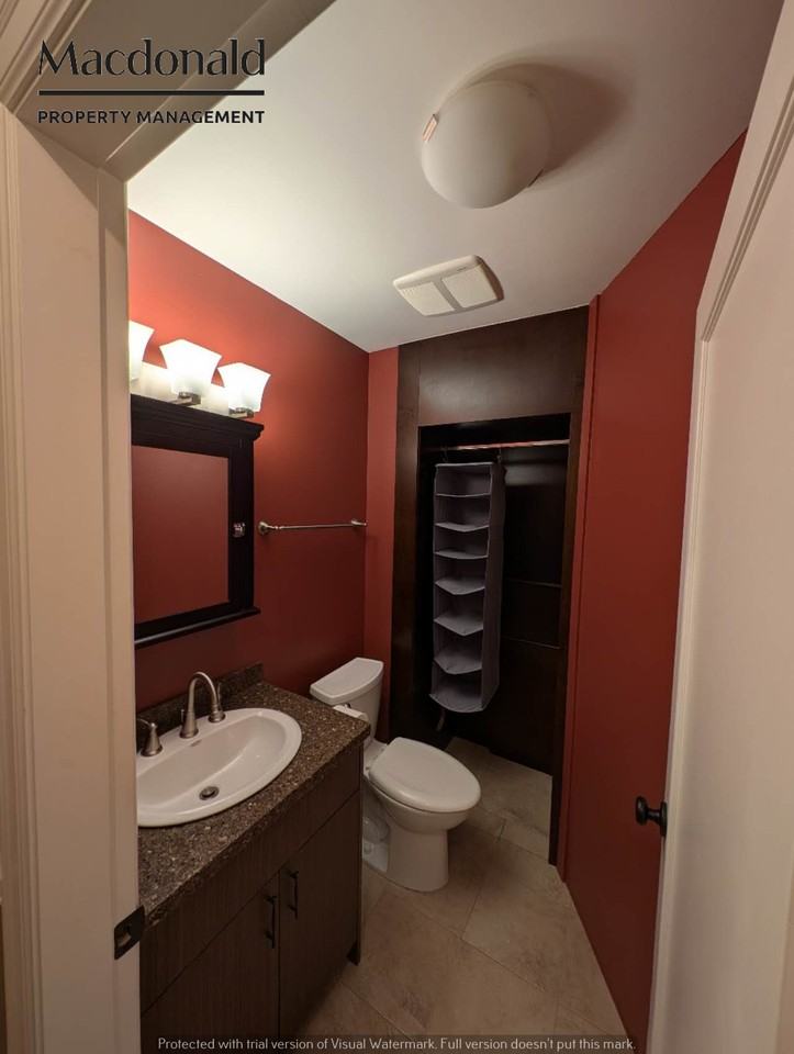 Dunbar Basement - Photo 2 of 13