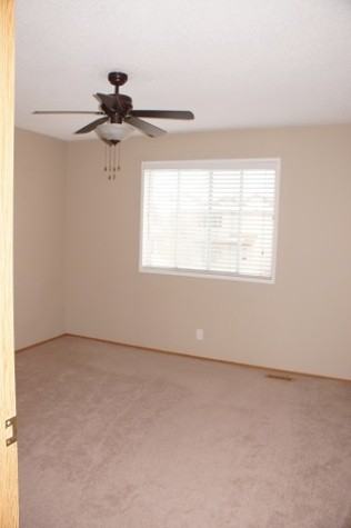 60 Good Cres - Photo 7 of 15